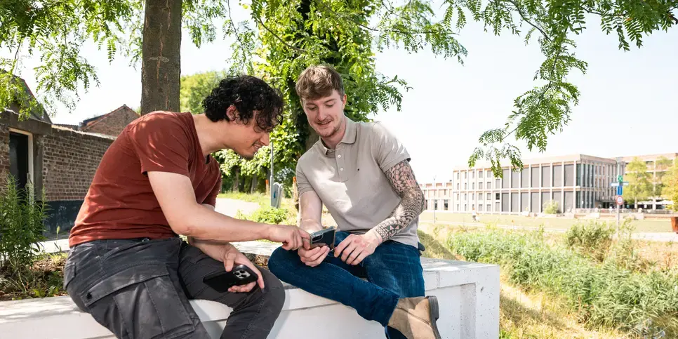 Park Bankje SchoenenStrikken Zuyd Hogeschool Sittard