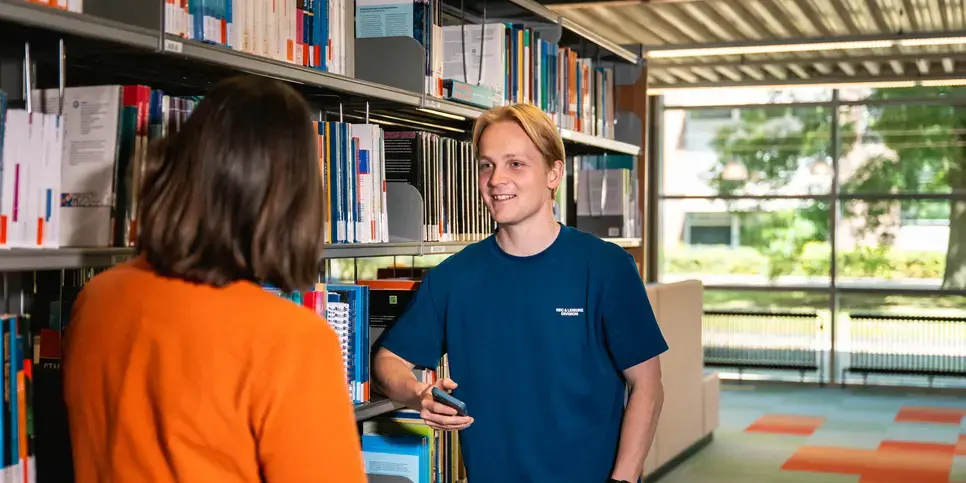 Bibliotheek Boekenplank Kijken Zuyd Hogeschool Heerlen