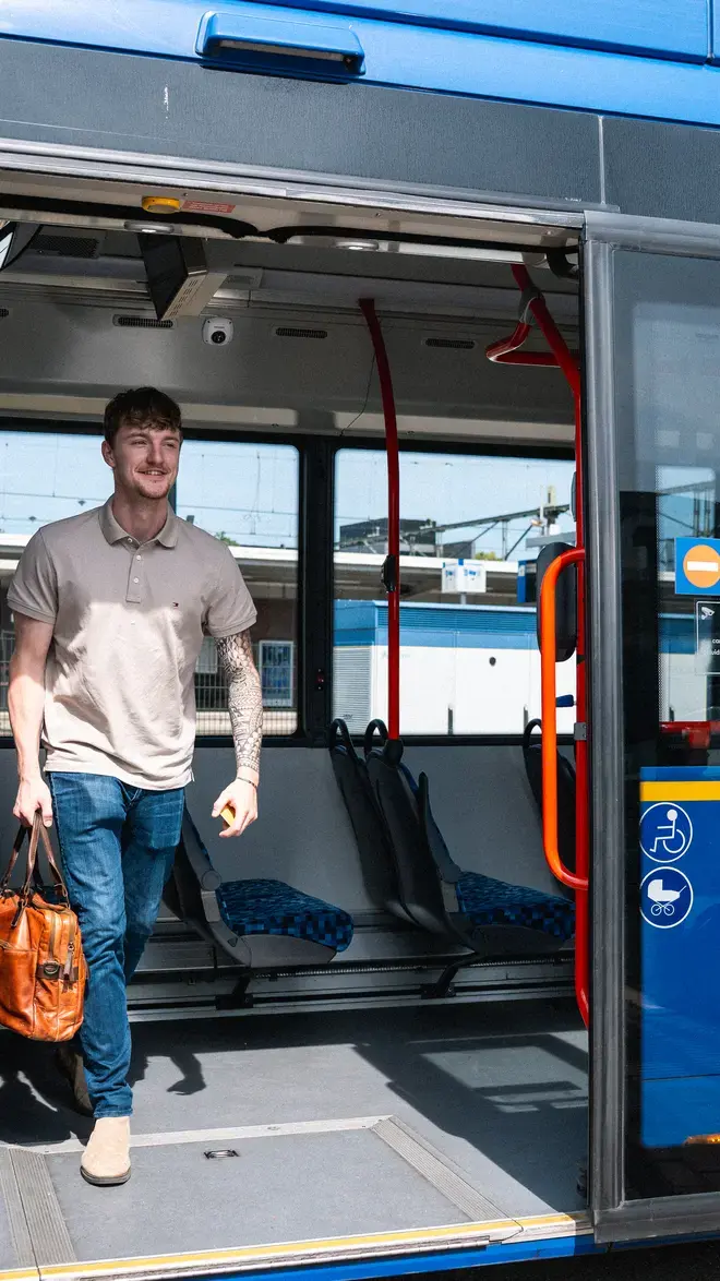 Bus Uitstappen Haltebord Zuyd Hogeschool Sittard