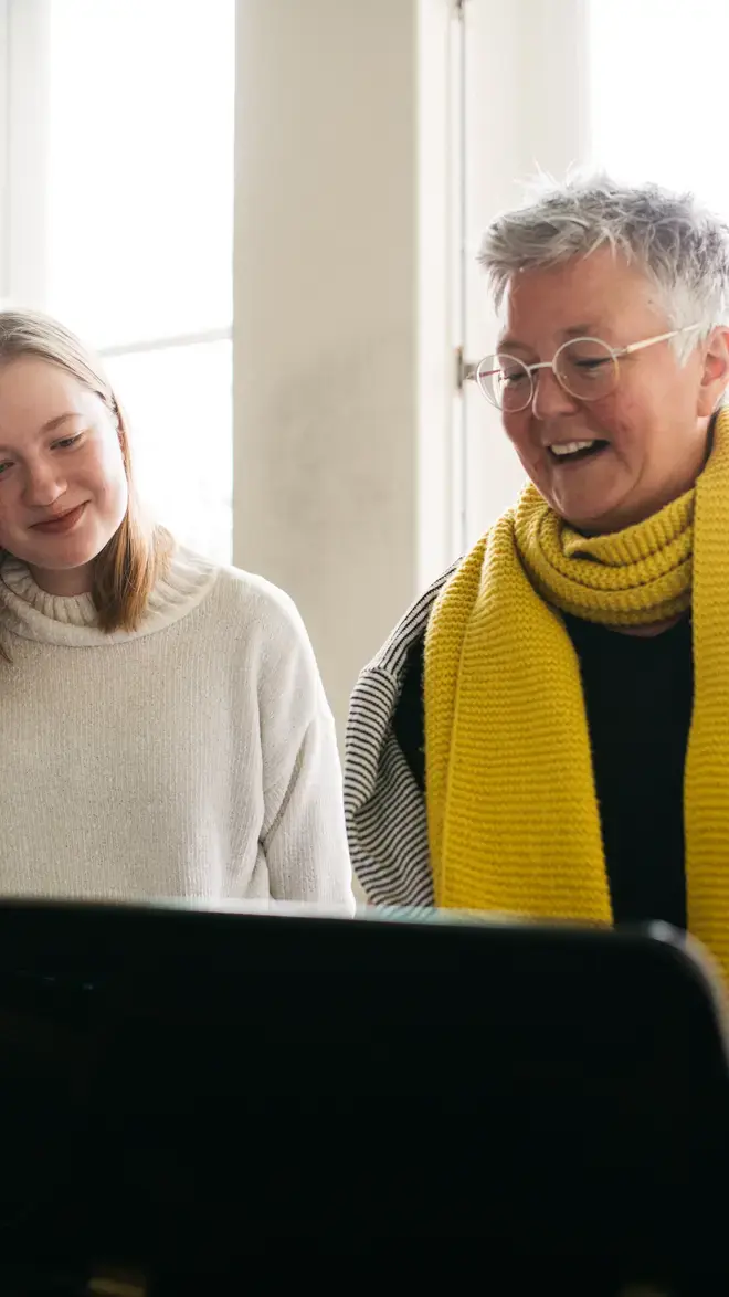 muziek - jazz - docent lachend