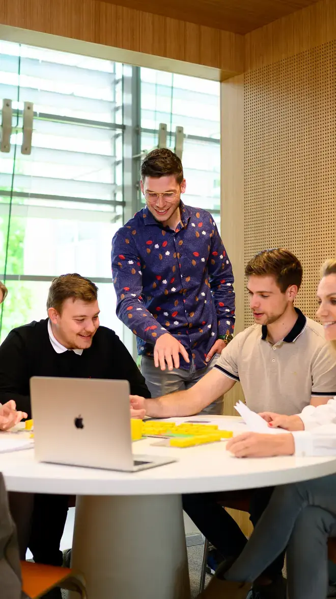 Built Environment overleg aan tafel