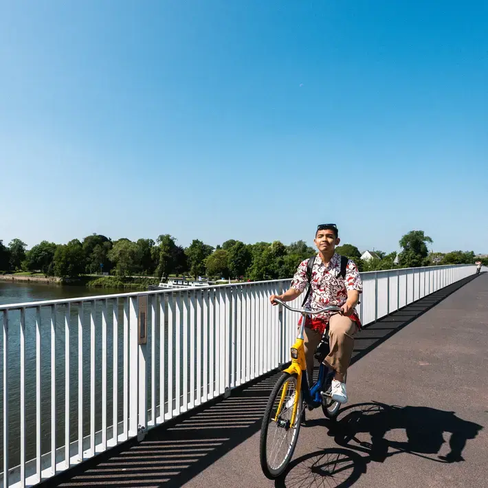 Brug Fiets Lachend Zuyd Hogeschool Internationaal