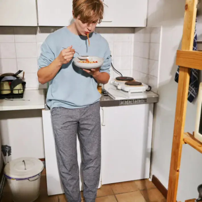 Zuyd Hogeschool student eten keuken huis studentlife