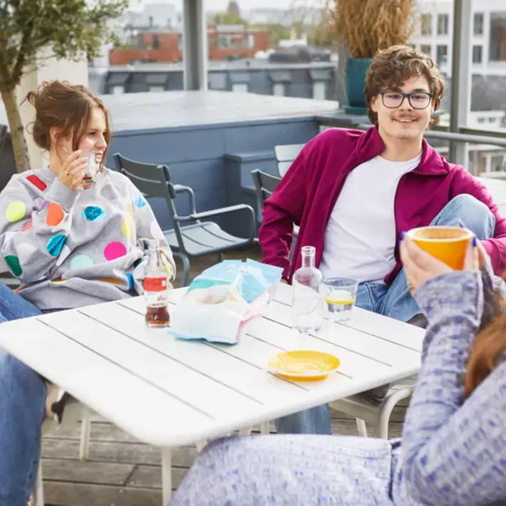  Zuyd Hogeschool studenten terras chillen studentlife