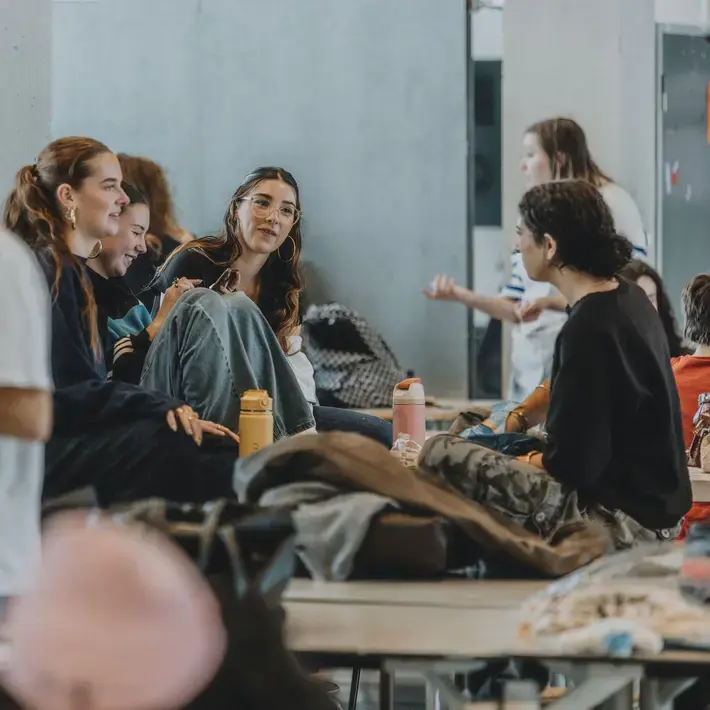 ABK DBKV Design - student gezellig samen kletsen