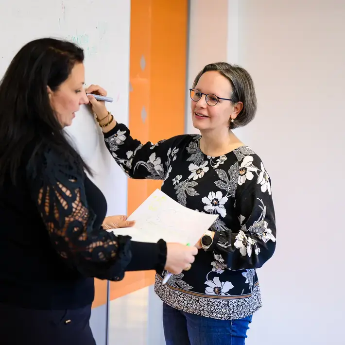 Zuyd Professional vrouwen voor whiteboard.jpg