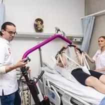 Nieuwe lector wil hoge werkdruk en verzuim in de zorg terugdringen met zelfleiderschap 