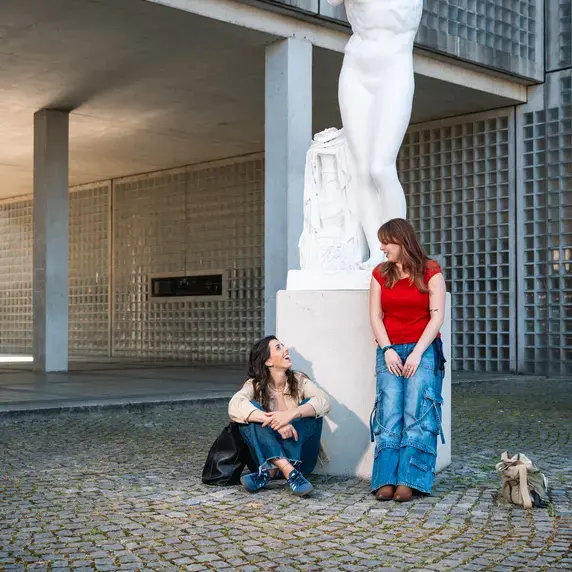 Beeldhouwwerk Poseren HogeStand Zuyd Hogeschool Maastricht