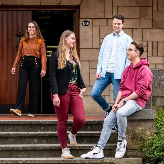 Vertaalacademie buiten