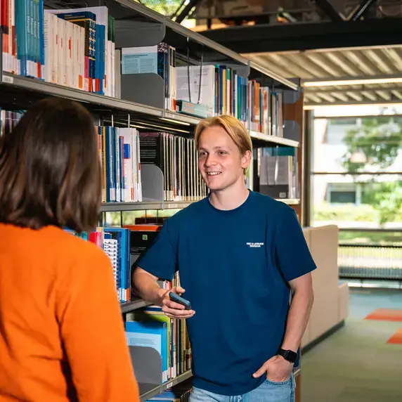 Bibliotheek Boekenplank Kijken Zuyd Hogeschool Heerlen
