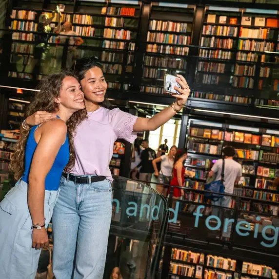 Bibliotheek Boeken SamenLachend Zuyd Hogeschool Internationaal