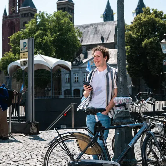 Plein Poseren Zittend Zuyd Hogeschool Internationaal