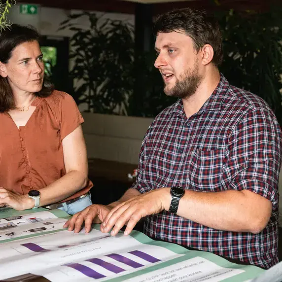 Vergadering Gesprek Handgebaar Zuyd Hogeschool Maastricht