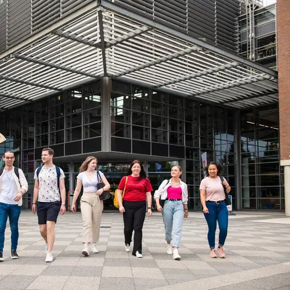 Verpleegkunde - voor gebouw