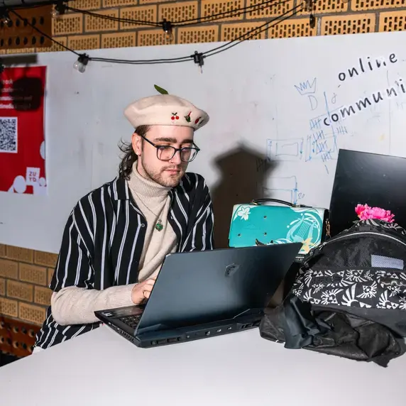  Zuyd Hogeschool student cmd laptop studentlife opleidingen