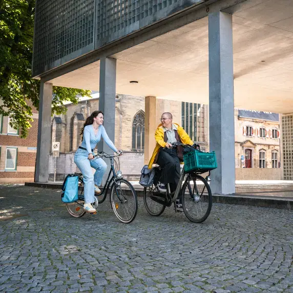  Zuyd Hogeschool studenten fietsen maastricht