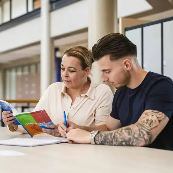 Facility Management associate degree deeltijd Professional