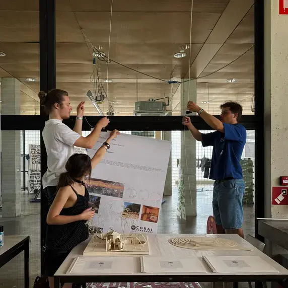 Architectural_Crafts_studenten_aan_het_werk