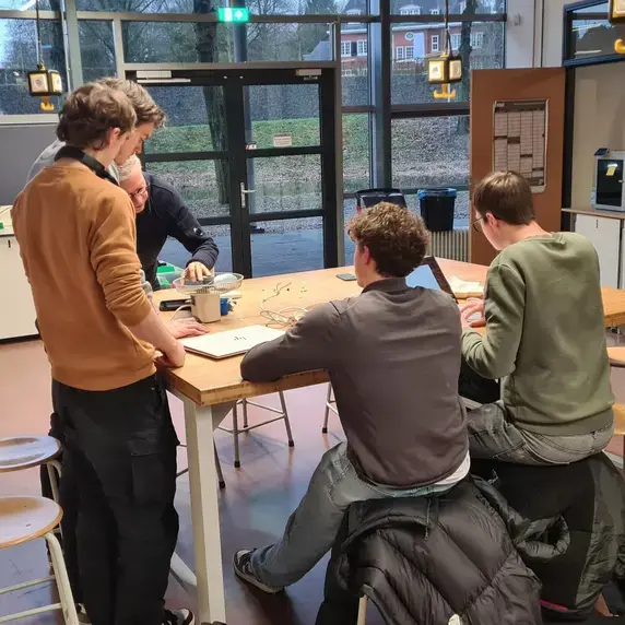 Duurzaam Zuyd - Onderwijs en onderzoek - Best Practices - Repair Cafe.jpg