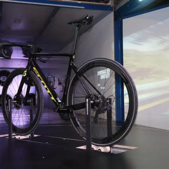 Fiets in windtunnel.jpg