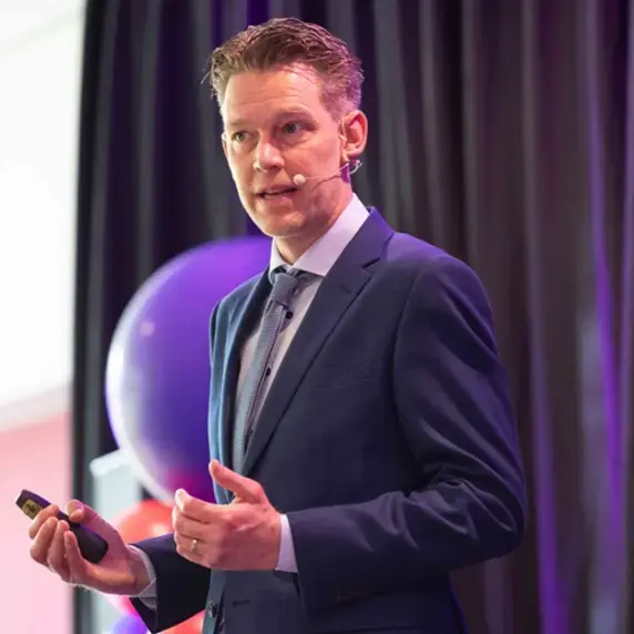 Foto Ivan Huijnen inauguratie 5 april 2024.jpg