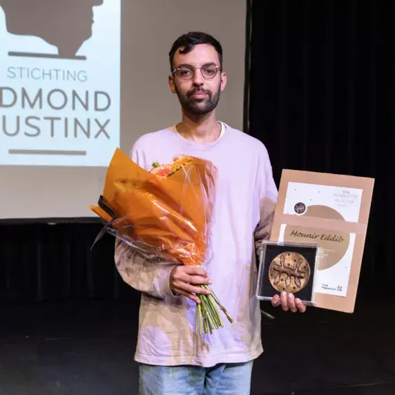 Henriëtte Hustinxprijzen I 1000x1000 (1).png