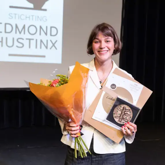 Henriëtte Hustinxprijzen I 1000x1000 (3).png