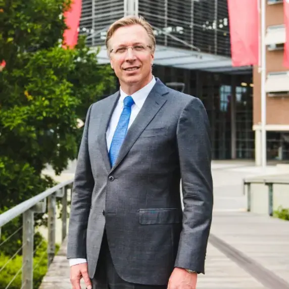 Luc Verburgh 750x500.jpg