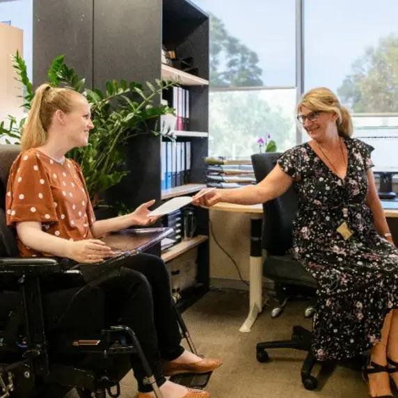 rolstoel 500x500.jpg