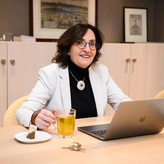 Saskia Brandt aanvaardt leerstoel UM vierkant.jpg