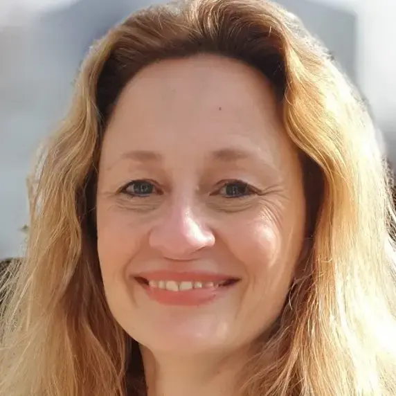 SusanvanHooren 750 x 500.jpg