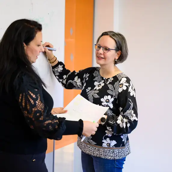 Zuyd Professional vrouwen voor whiteboard.jpg