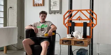 Design_student_met_werk