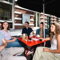 Terras Gesprek RoodTafelblad Zuyd Hogeschool Internationaal