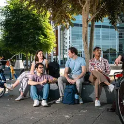 Gebouw Ingang Lopend Zuyd Hogeschool Internationaal