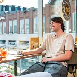 Cafe Gesprek Binnen Zuyd Hogeschool Heerlen
