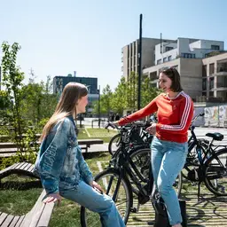 Fietsenrek Lachend Samen Zuyd Hogeschool Heerlen