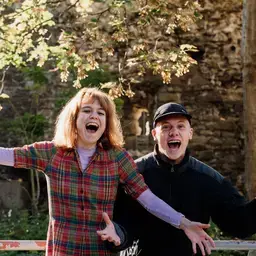 Theater - twee studenten vrolijk