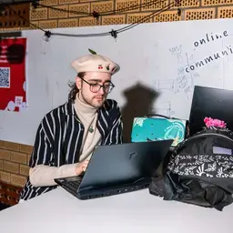  Zuyd Hogeschool student cmd laptop studentlife opleidingen