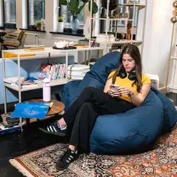  Zuyd Hogeschool student zitzak studentlife opleidingen2