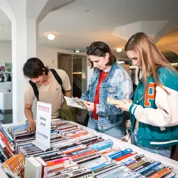  Zuyd Hogeschool studenten boeken outlet heerlen