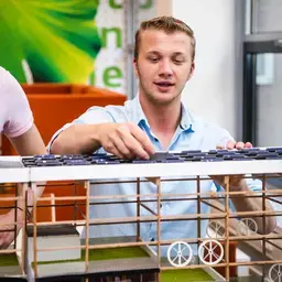 Built Environment student gebouw zonnepanelen.jpg
