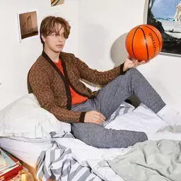 student met basketbal.jpg