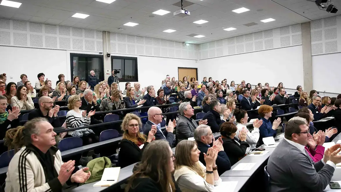 Inauguratie Ruth 3 lr.jpg