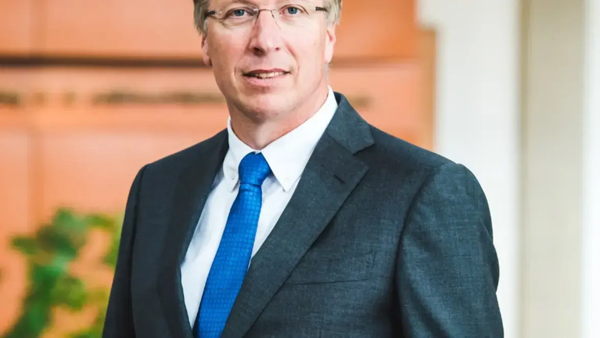 Luc Verburgh 900x900.jpg